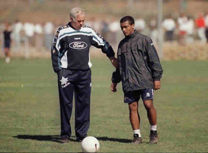 Luis Aragones to Romario: “Look me in the face, to the eyes”