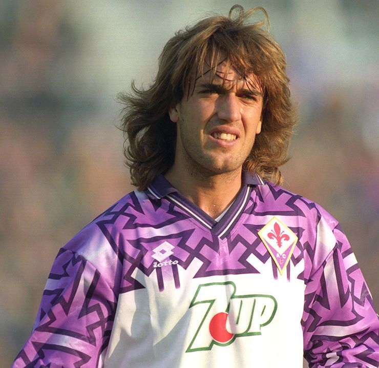 Camiseta Fiorentina con esvásticas