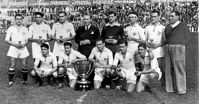 Season 1945-1946: Sevilla champions