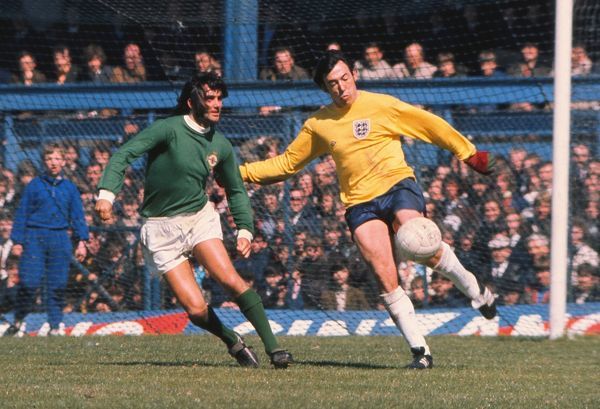 El famoso gol anulado a George Best contra Inglaterra