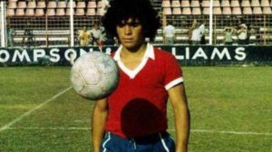 Maradona pudo jugar en la UD Las Palmas