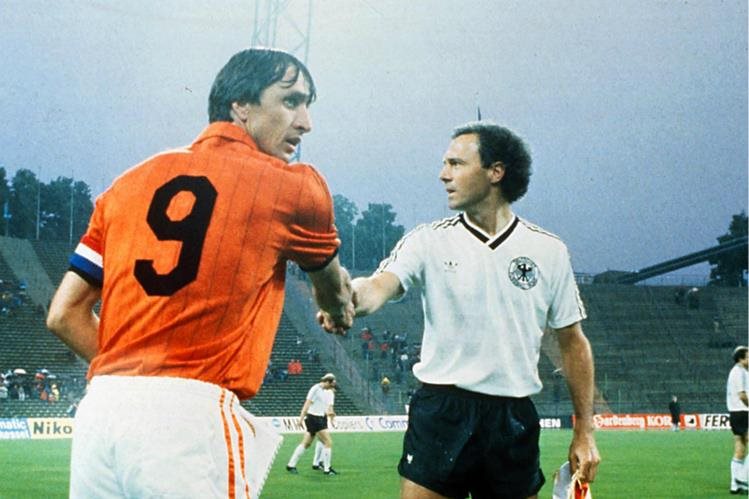 Cruyff y Beckenbauer, a rivalry that united forever