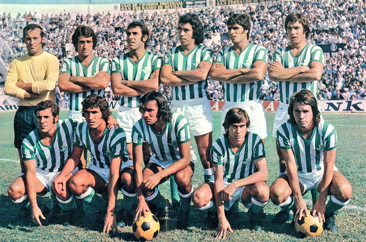 Why the shirt of Real Betis is verdiblanca?