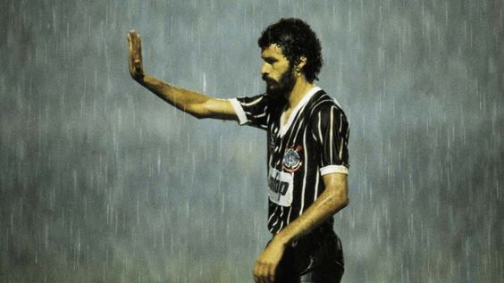 Socrates: “I would die a Sunday and the champion Corinthians”