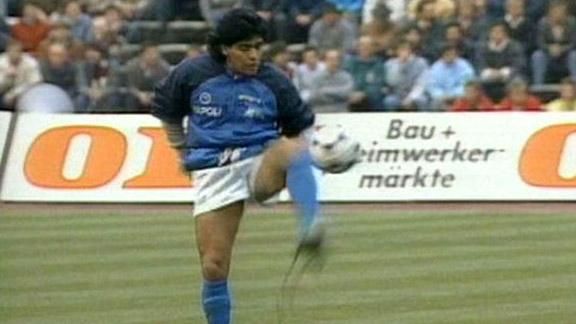 El calentamiento de Maradona en el Olímpico de Munich