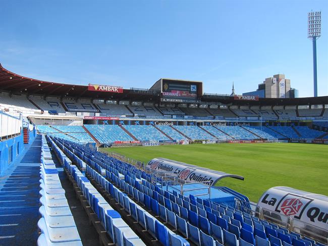 «El estadio de La Romareda tendría que cerrarse por lo menos un año»