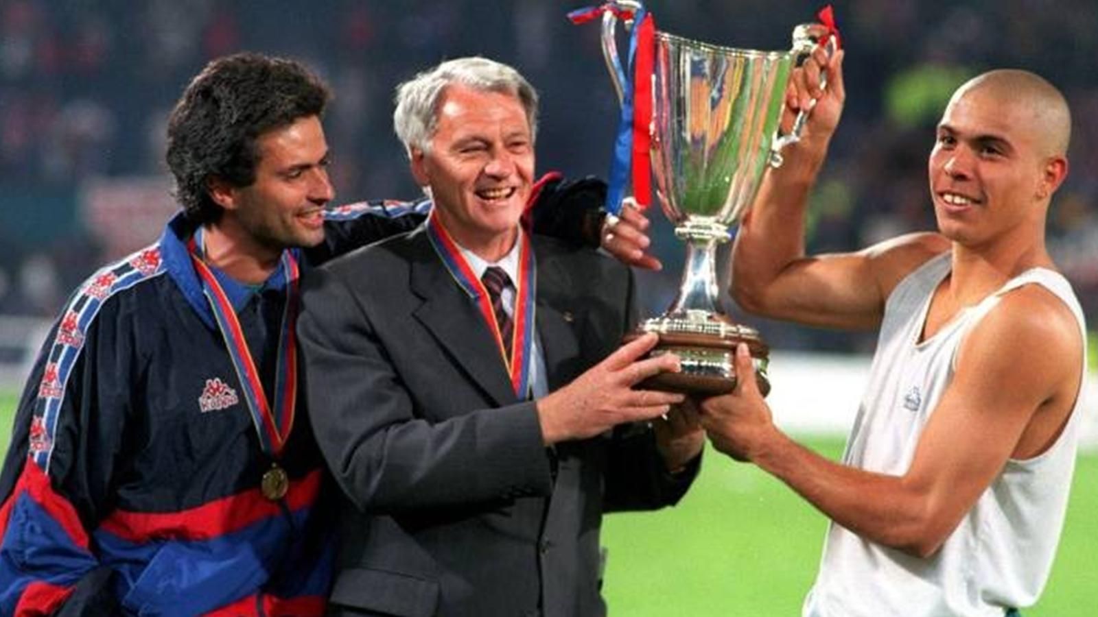 Mourinho Bobby Robson