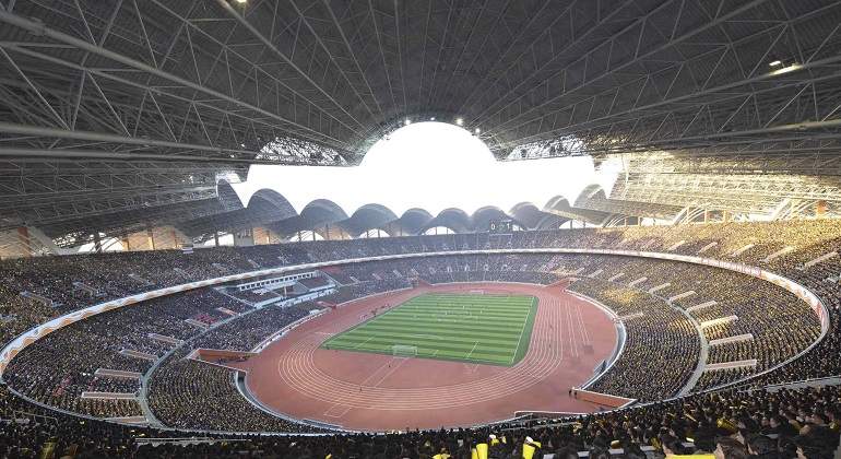 The 5 bigger stadiums (in terms of capacity) of the world