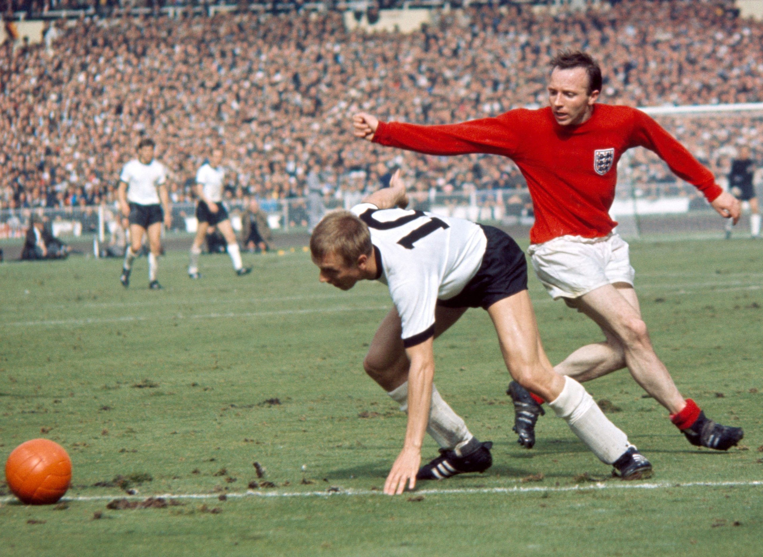 Nobby Stiles, one of the tough soccer guys from before