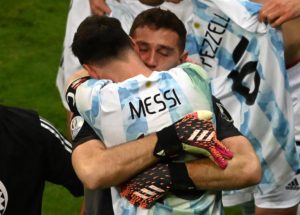 Messi busca lo que no consiguieron ni Maradona ni Pelé