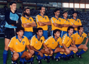 ¿Por qué el Cádiz CF viste de amarillo y azul?