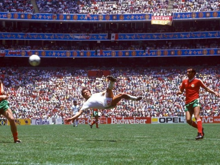 Manuel Negrete and the best goal in World Cup history