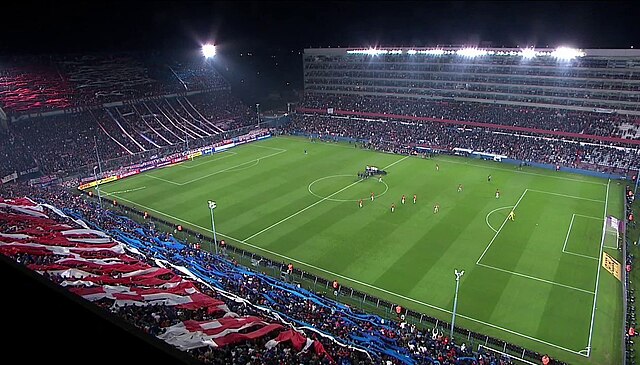 estadios más antiguos de América Latina