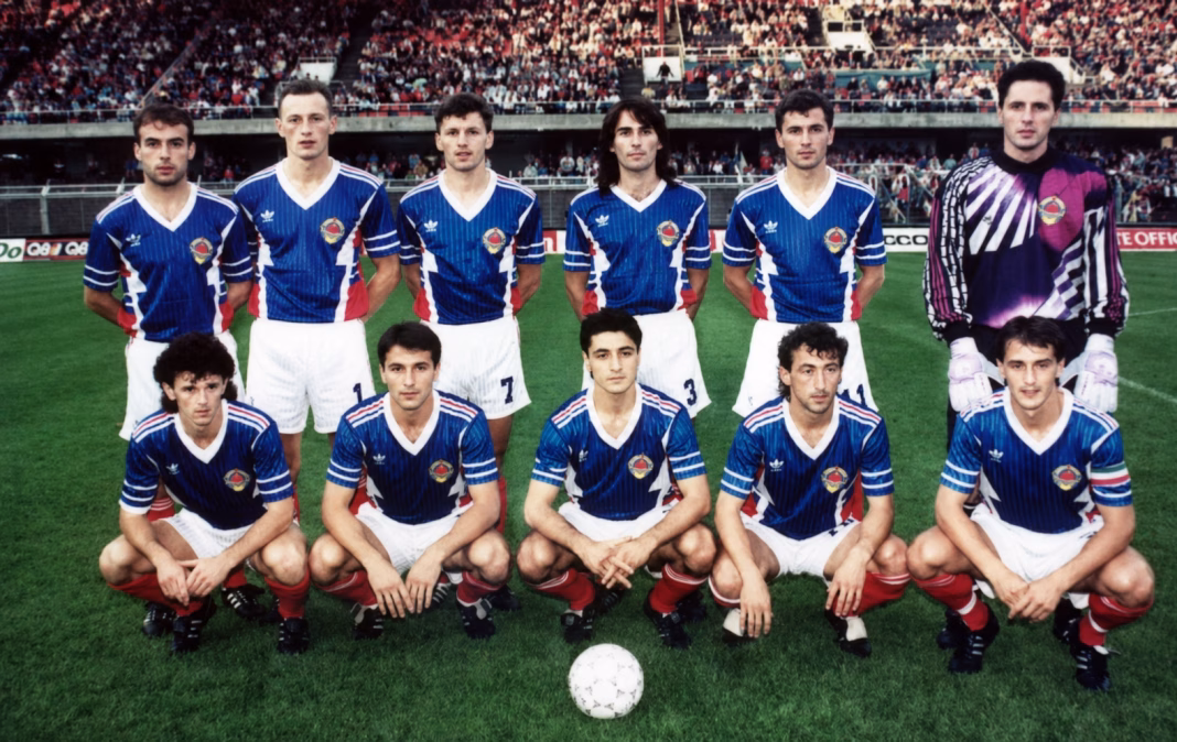 La Yugoslavia que nunca jugó USA 94: la generación rota por la guerra Yugoslavia 1992: selección yugoslava antes de la guerra de los Balcanes